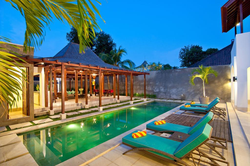 Villa Amalia Legian Extérieur photo