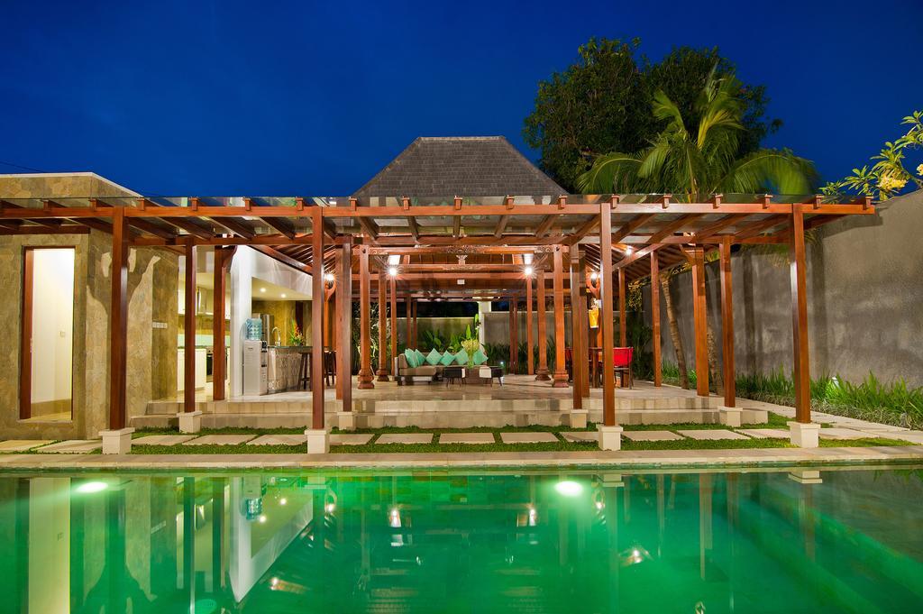 Villa Amalia Legian Extérieur photo